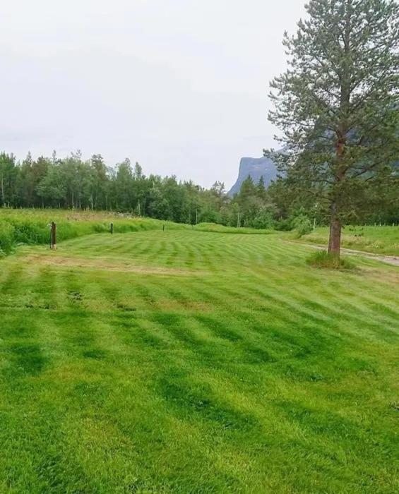 Torfoss Gard, Hytte Utleie, Campingvogn Og Bobil Plasser Potka Exterior foto