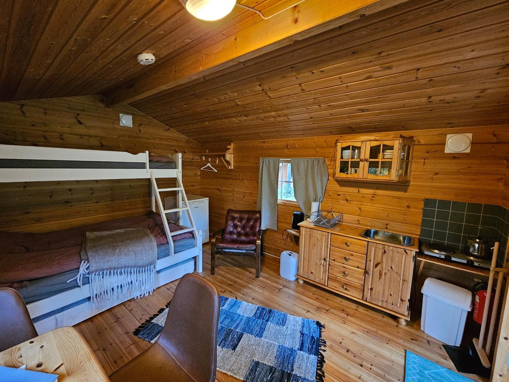 Torfoss Gard, Hytte Utleie, Campingvogn Og Bobil Plasser Potka Exterior foto