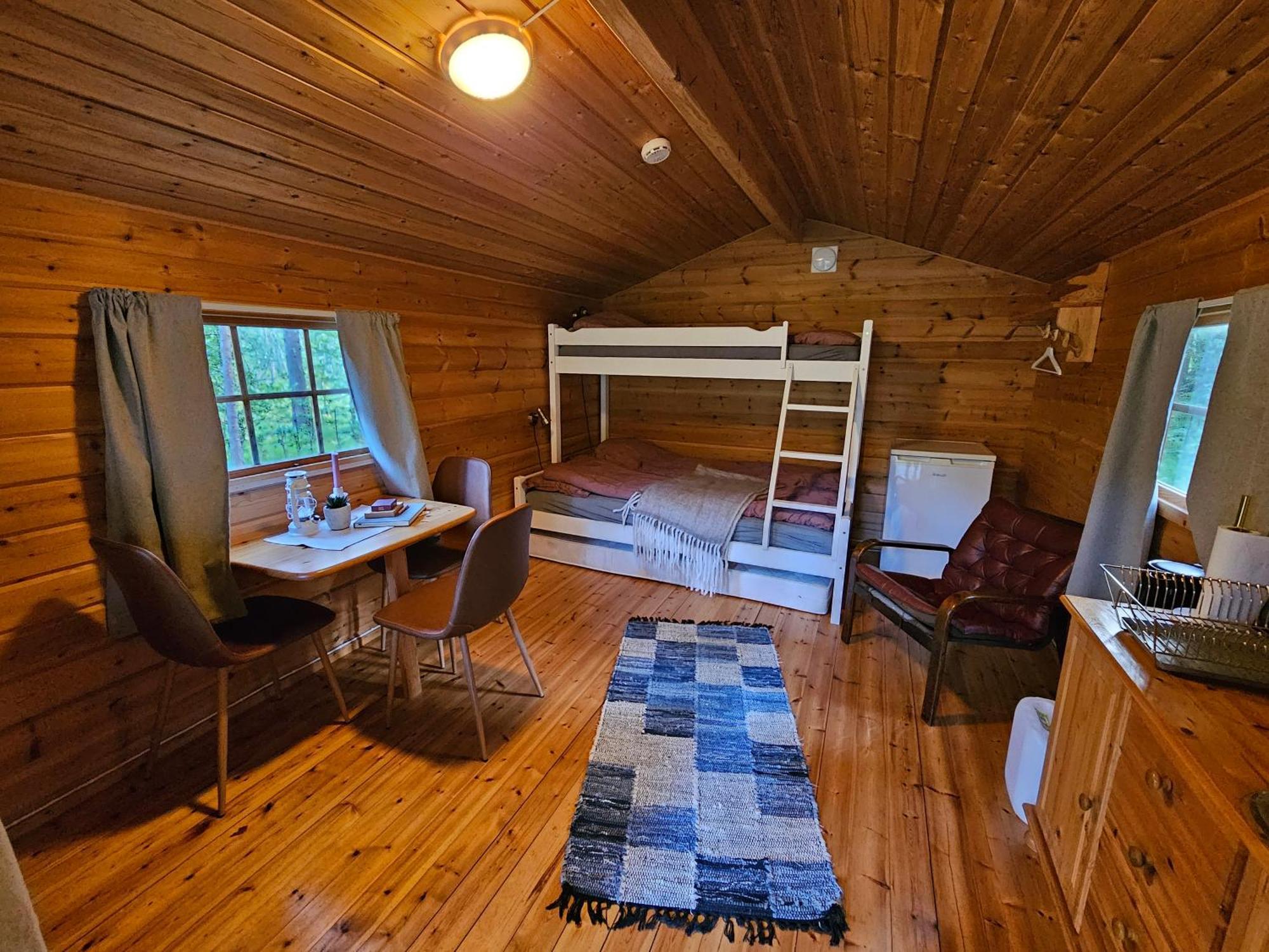 Torfoss Gard, Hytte Utleie, Campingvogn Og Bobil Plasser Potka Exterior foto